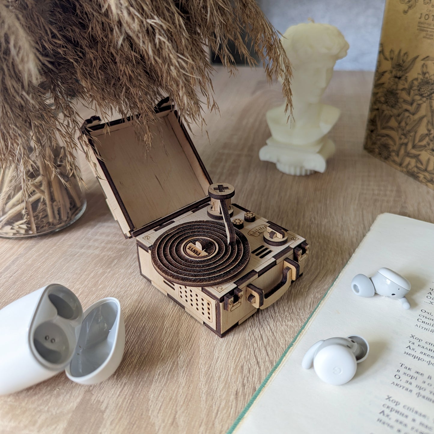 Retro Vinyl Recorder Miniature