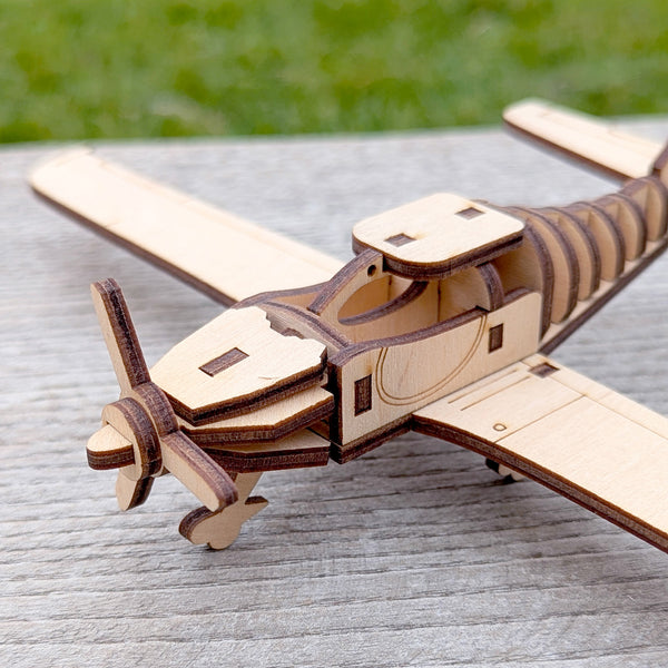 airplane-ornament-3d-miniature