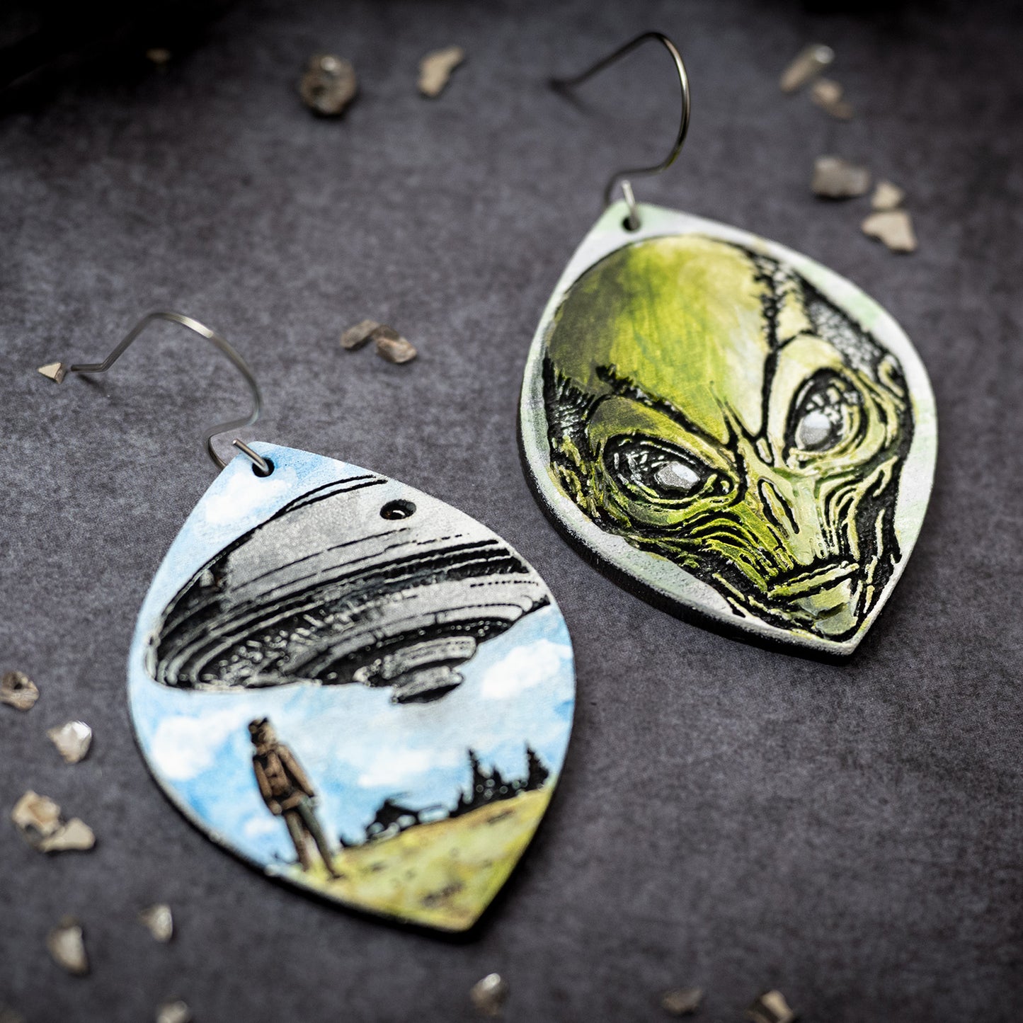 Alien and UFO Teardrop Dangle Earrings - Glowforge