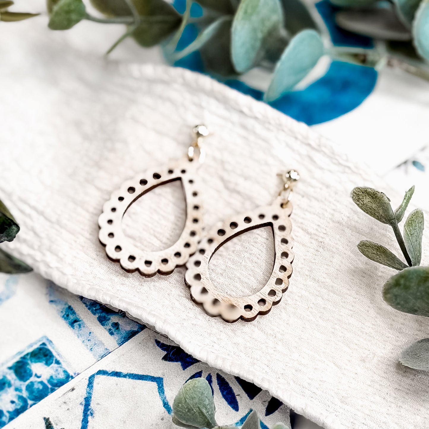 Scalloped Edge Teardrop Earrings - Glowforge