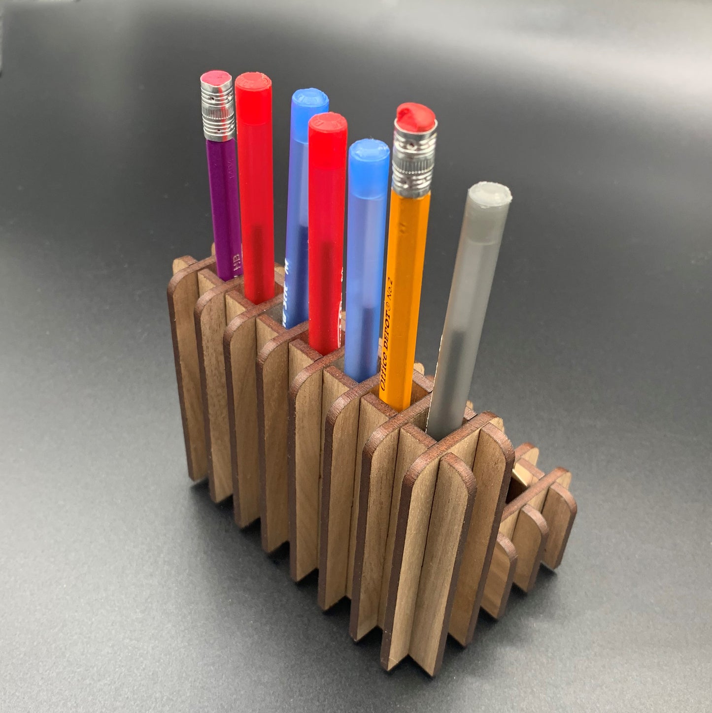 Lattice Business Card & Pen Holder