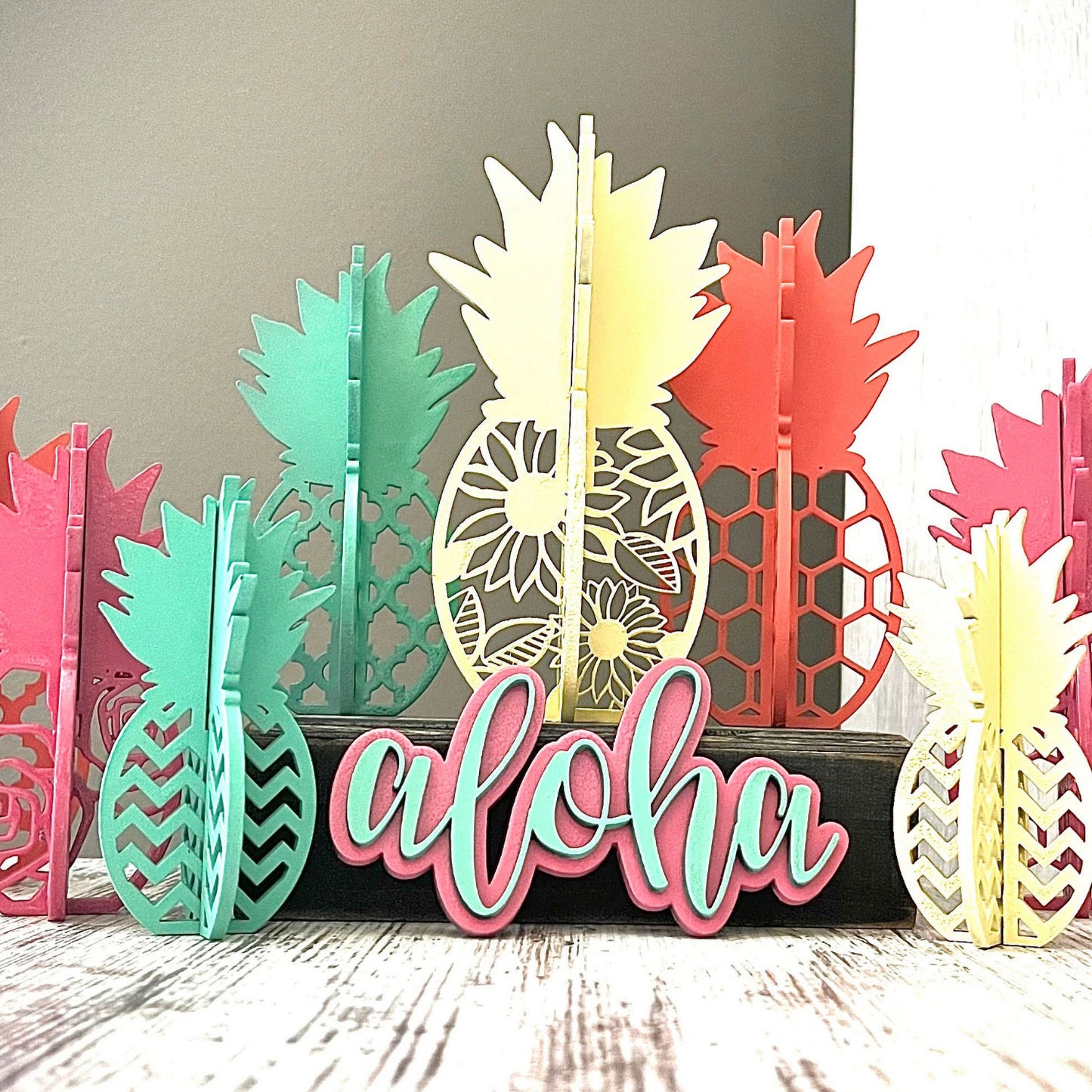 3D Pineapples Shelf Sitters With Aloha Sign (Set of 5)