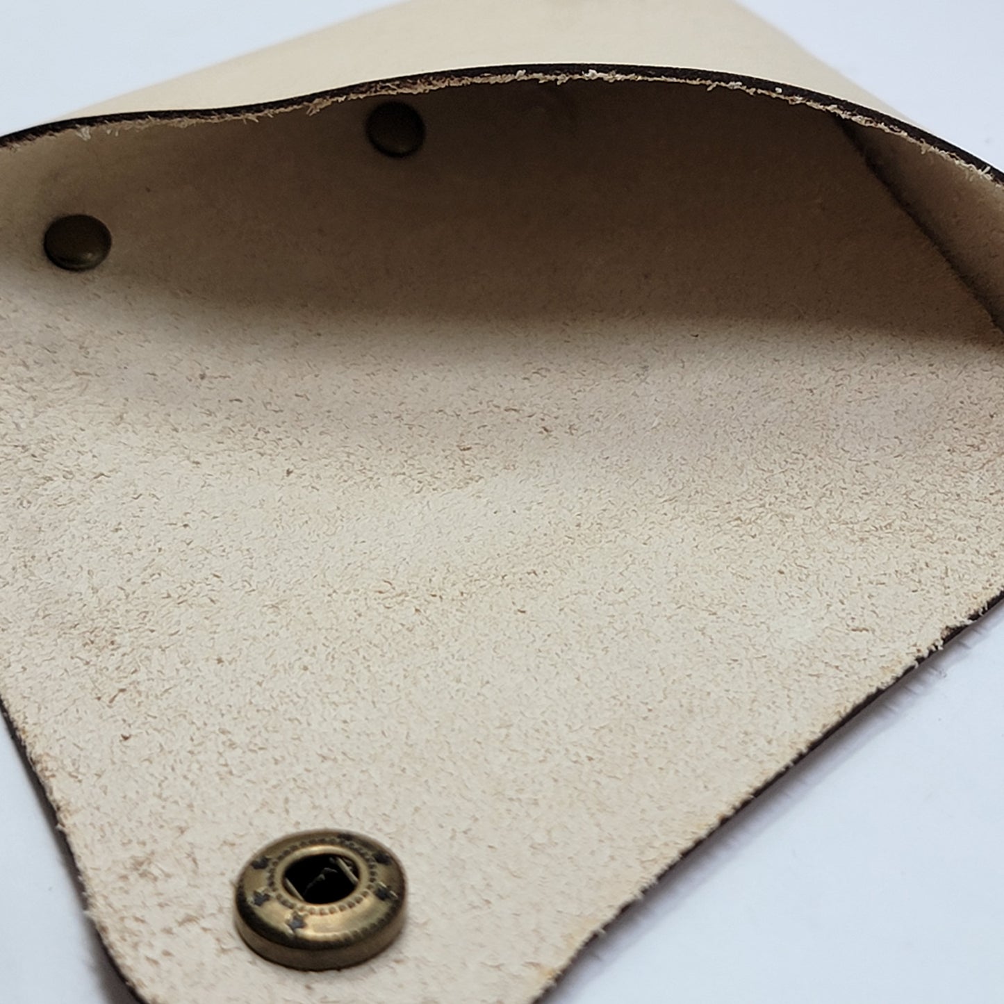 No-Stitch Leather Coin Pouch With Pocket