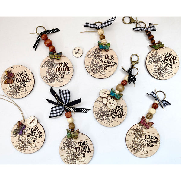 http://shop.glowforge.com/cdn/shop/products/Mother_s-Day-Personalized-Keyrings-_Set-of-14_-1-square_grande.jpg?v=1680168678