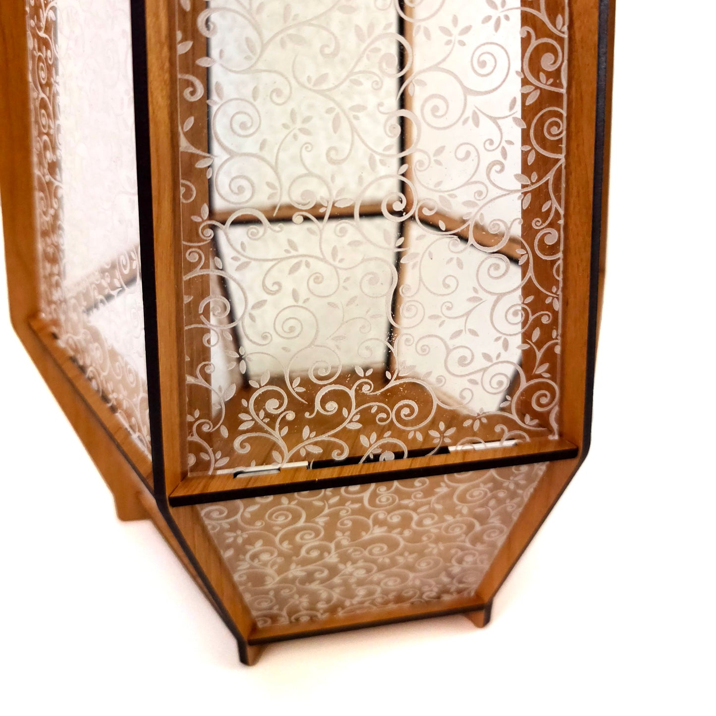 Medium Decorative Faceted Tabletop Lantern