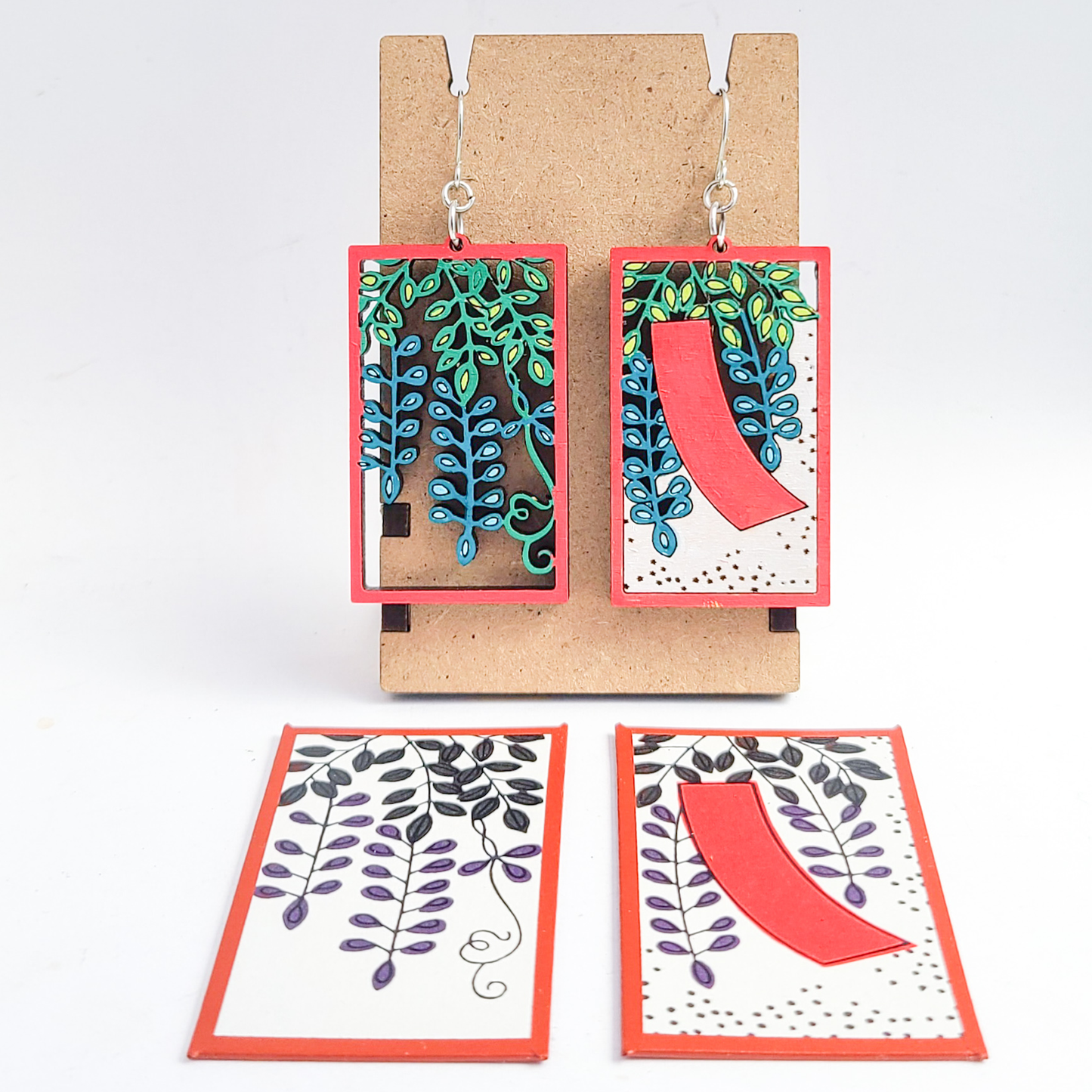 Hanafuda-Style Earrings "April" 2