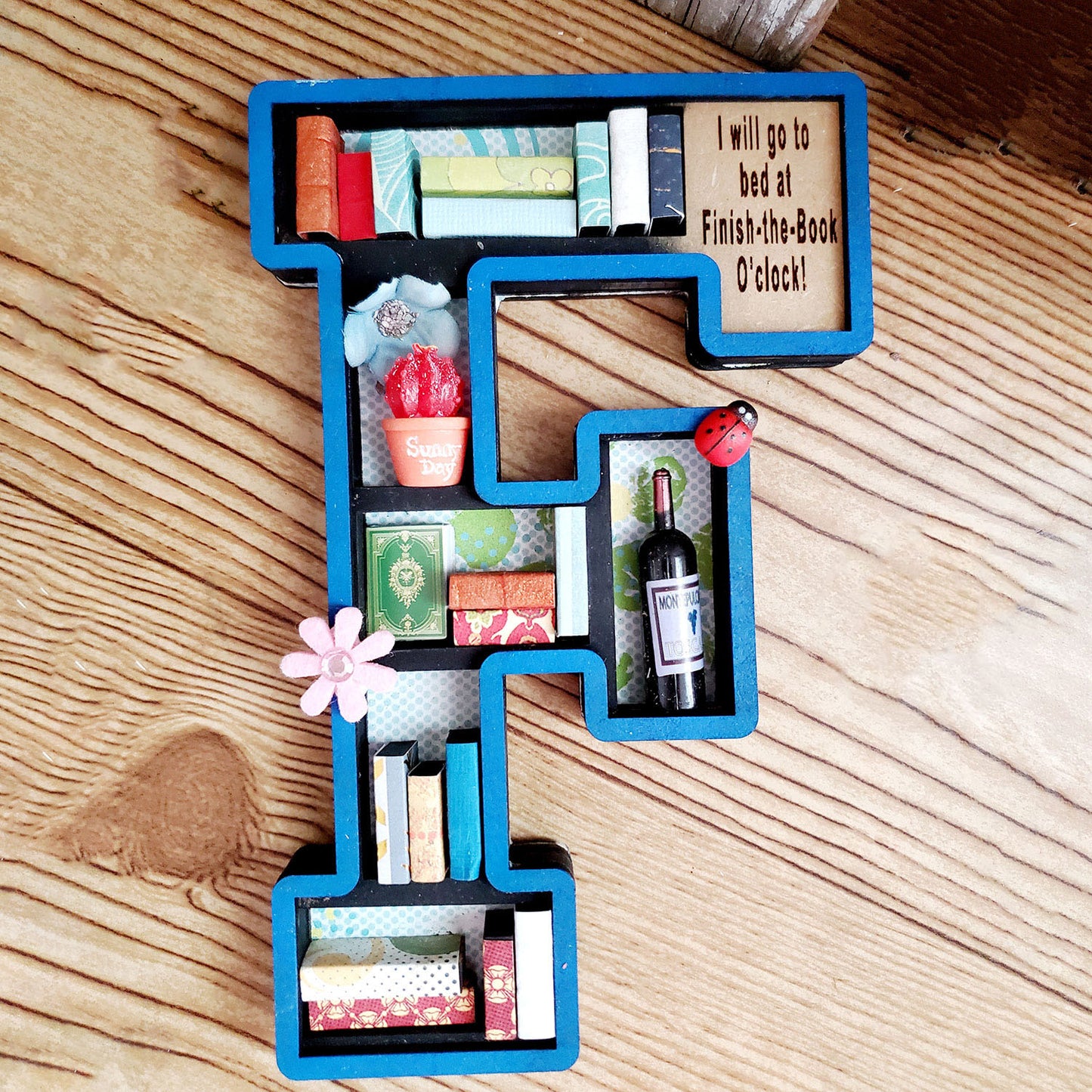 Alphabet Miniature Bookshelf - Letter "F"