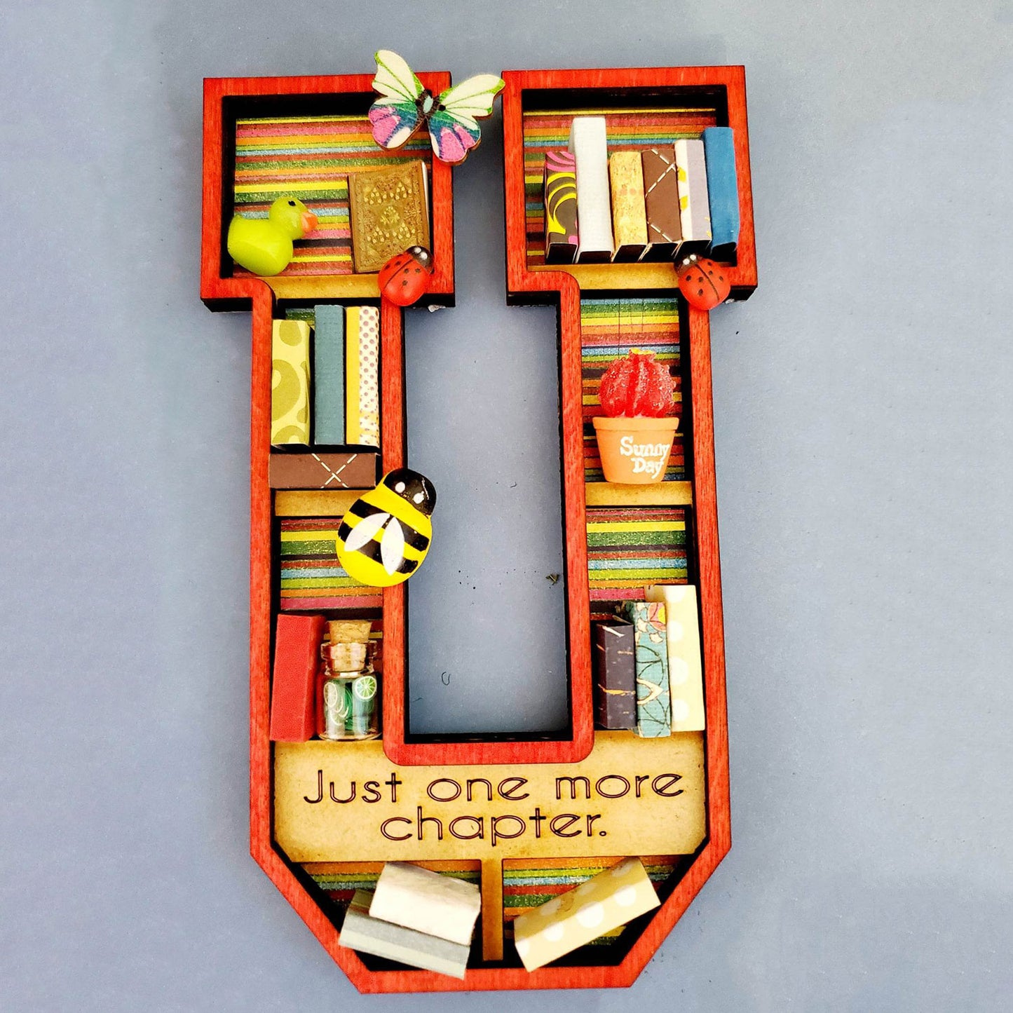 Alphabet Miniature Bookshelf - Letter "U"