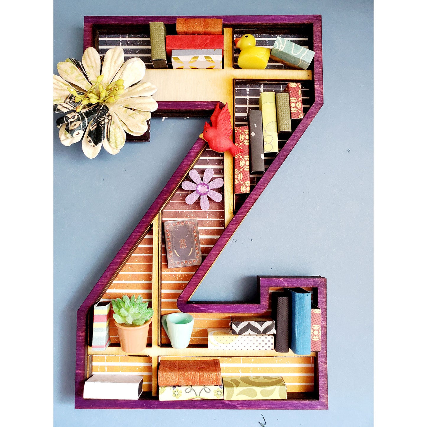 Alphabet Miniature Bookshelf - Letter "Z"
