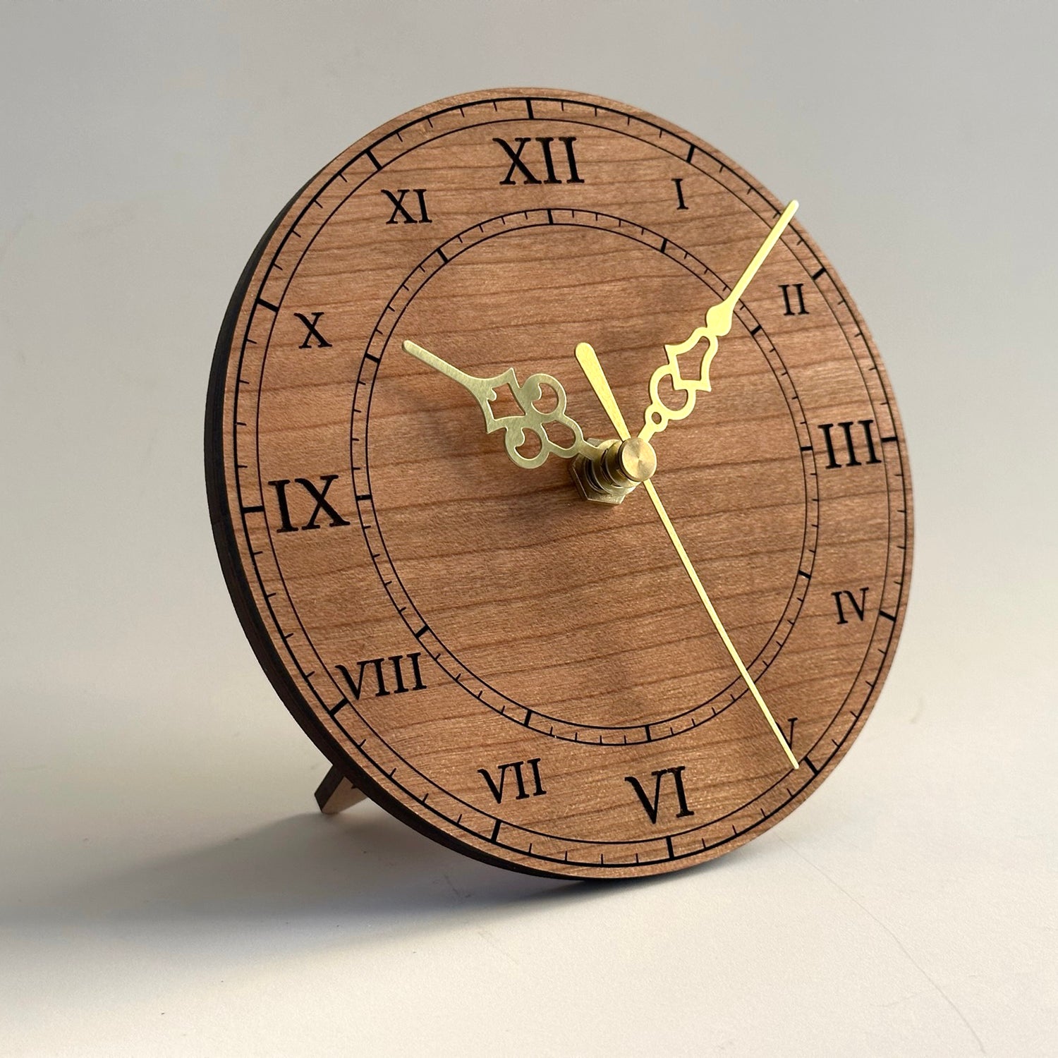 Customizable Table Clock Customizable Elegant Timepiece Desk Clock Ver. 1 – Glowforge Shop