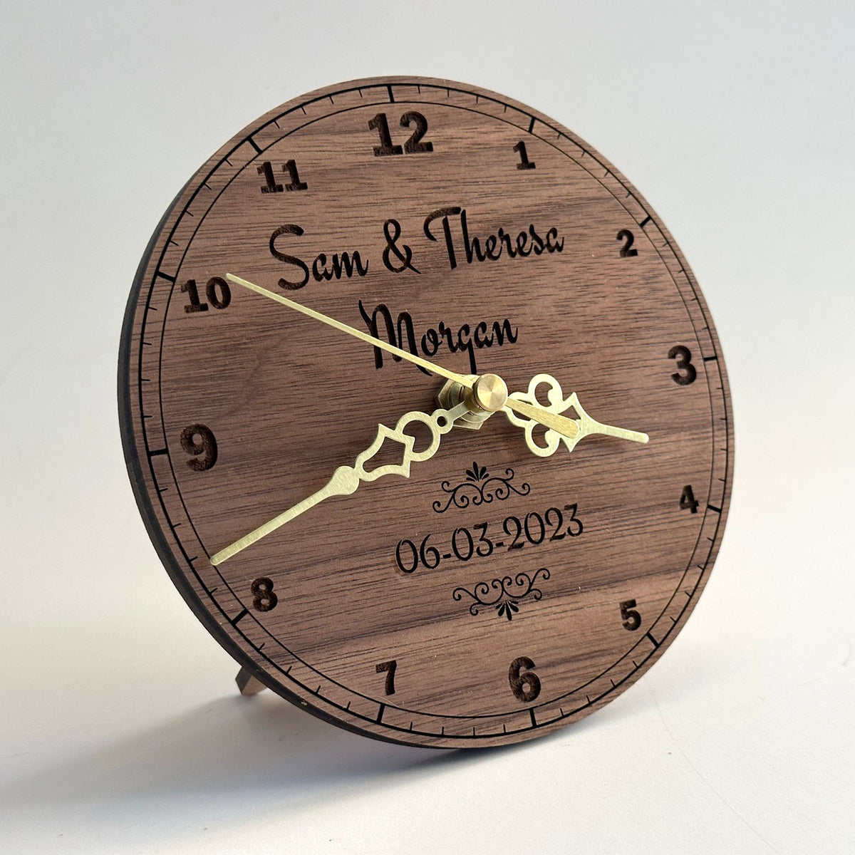 Customizable Table Clock Customizable Elegant Timepiece Desk Clock Ver. 3 – Glowforge Shop