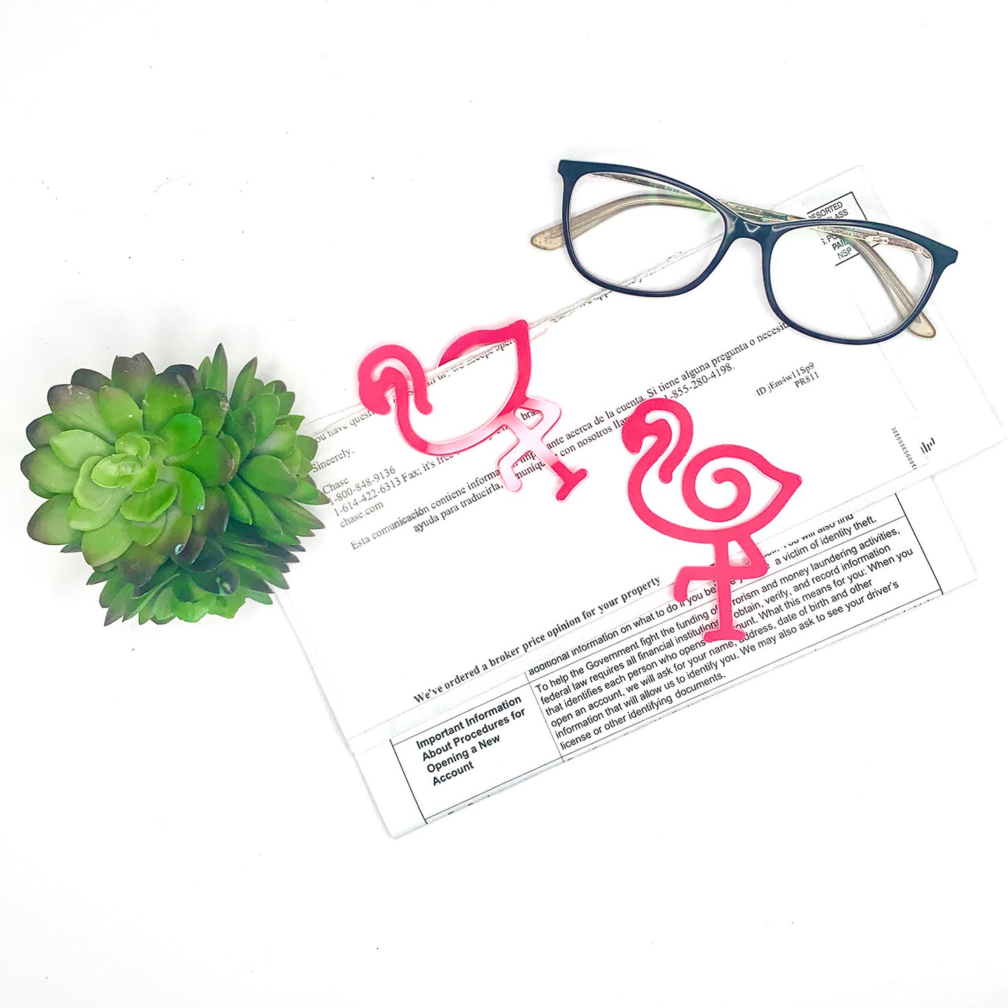 Flamingo-Shaped Bookmark with Card Backer - Paperclip - Snack Bag Closure