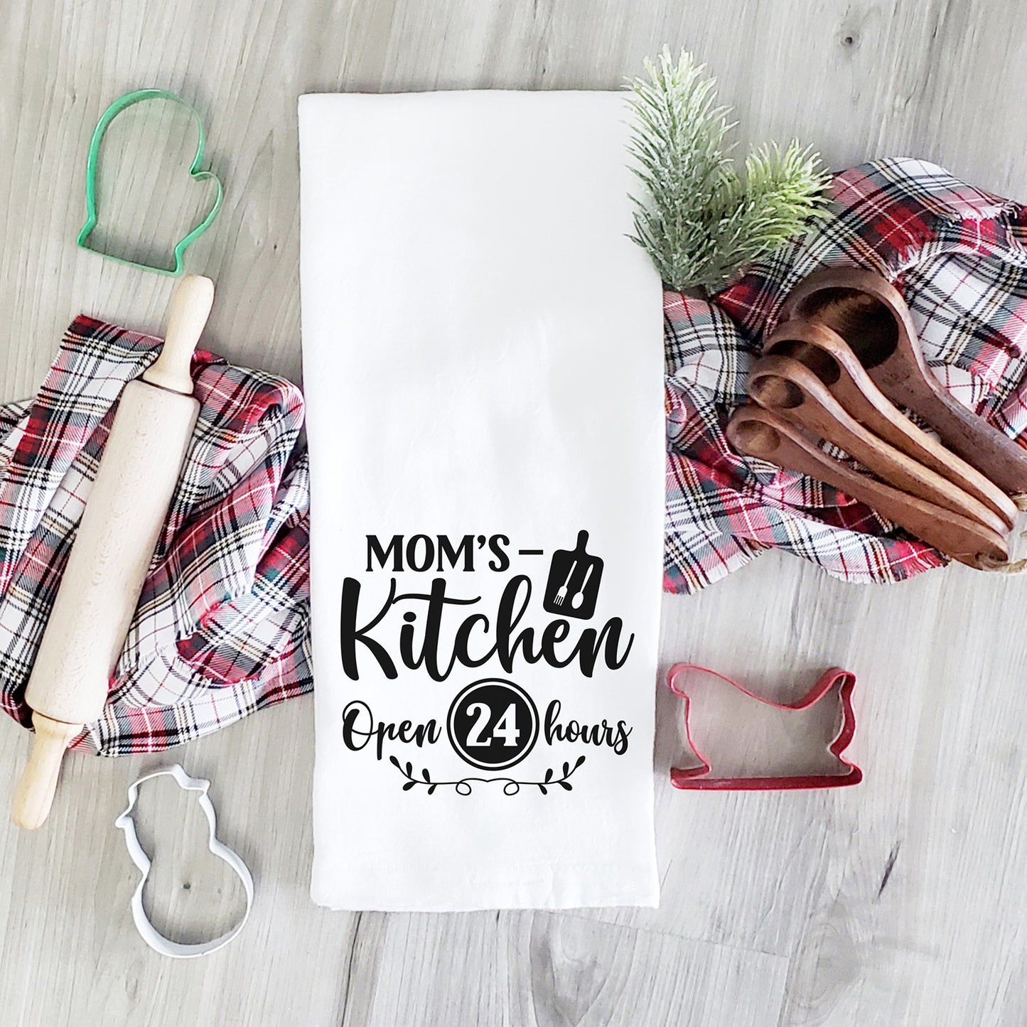 "Mom's Kitchen Open 24 Hours" Graphic