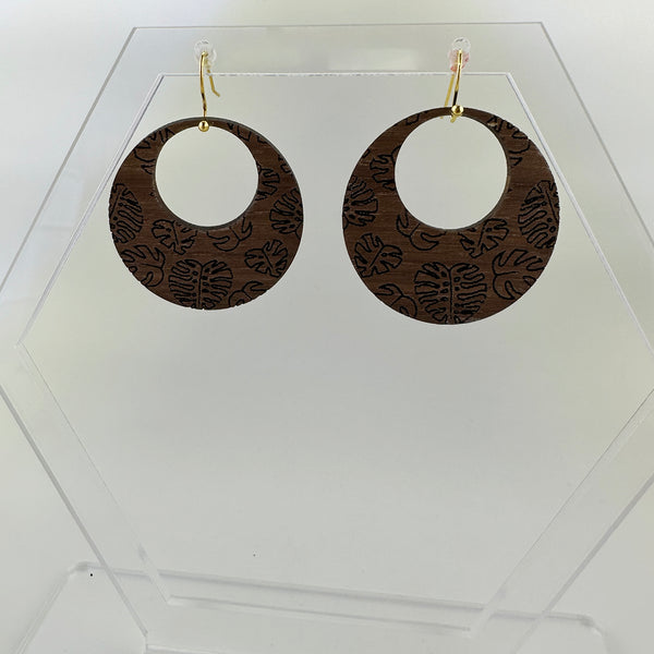 Monstera Leaf Pattern Circle Earrings – Glowforge Shop