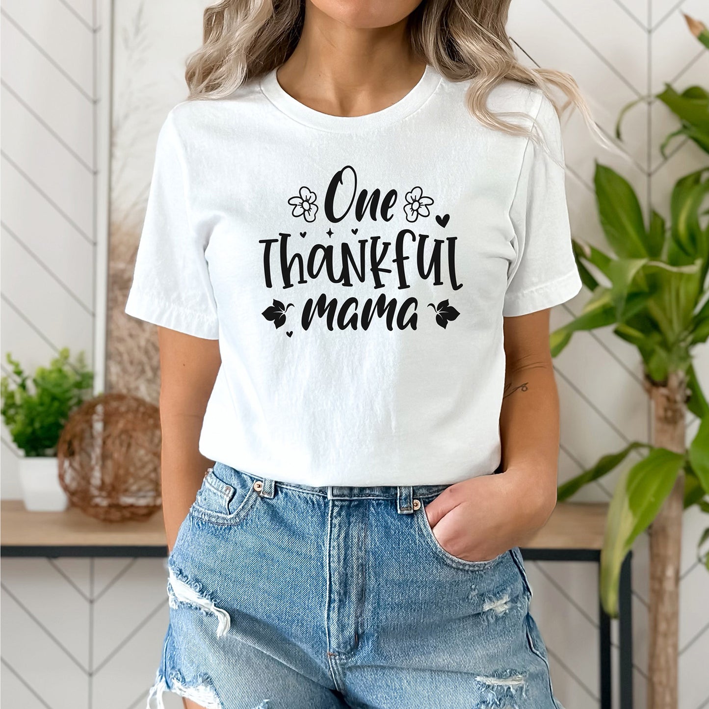 "One Thankful Mama" Graphic