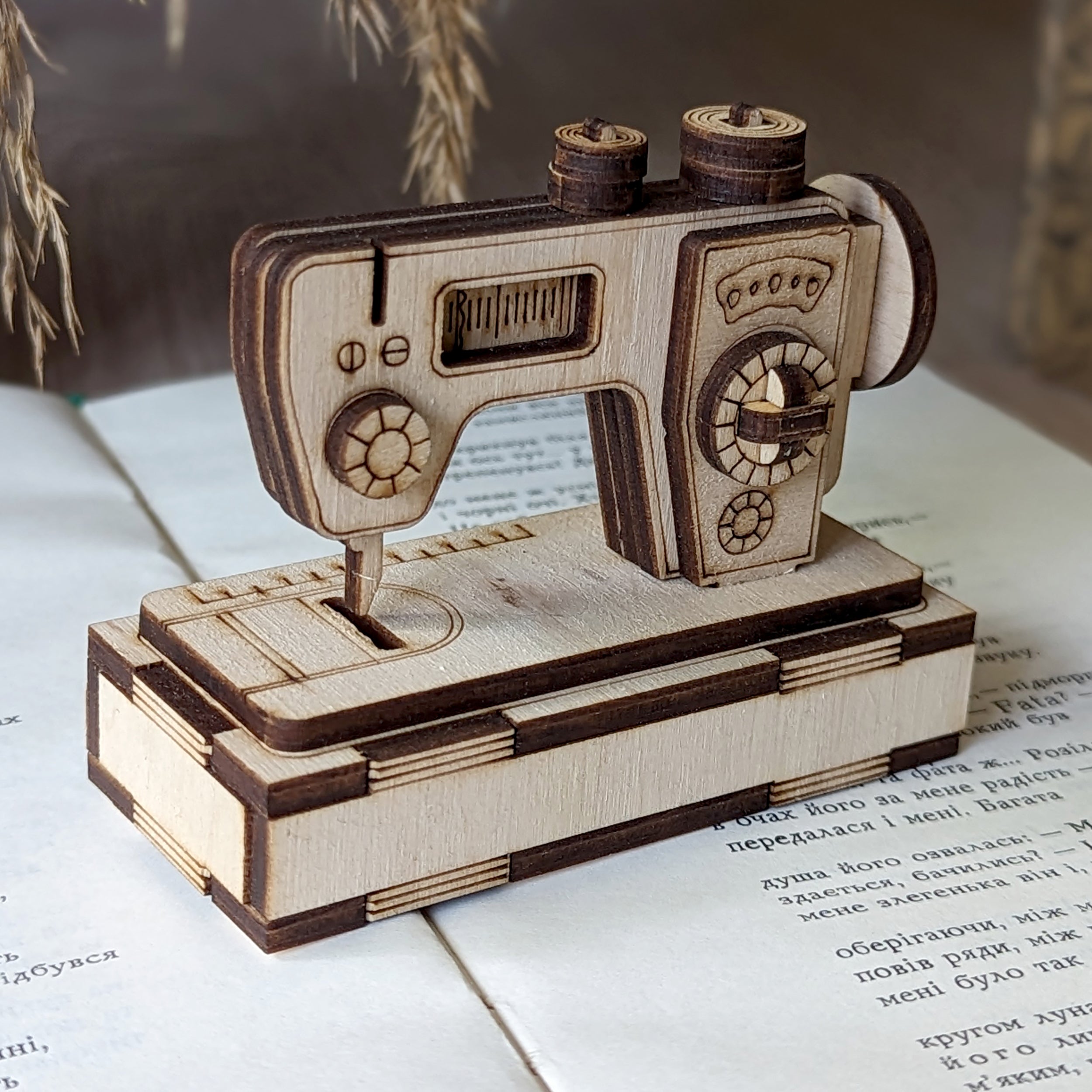 9+ Miniature Sewing Machine Miniature Modern Detailed Sewing Machine – Glowforge Shop