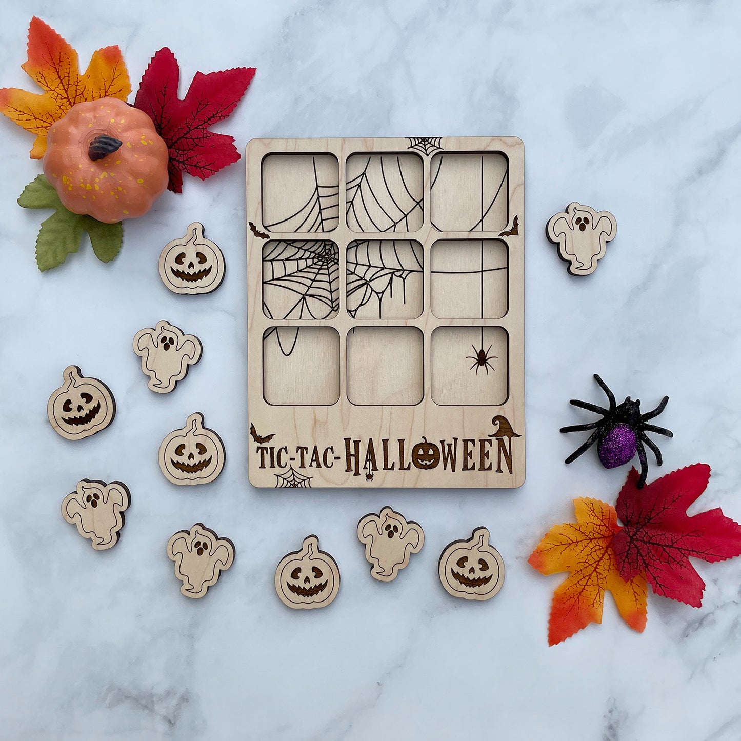Personalizable Halloween Tic Tac Toe Game for Kids - Ghostly Tic Tac Toe for Children