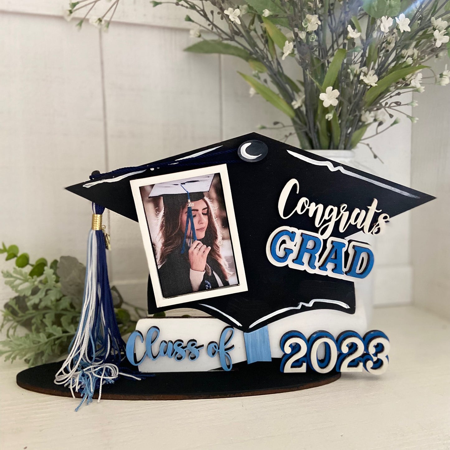 Personalized Class of Year Graduation Picture Frame with Tassel Display Sign