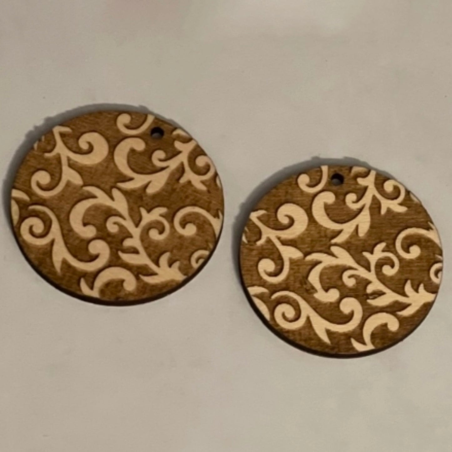 Reverse Engrave Flourish Round Earrings