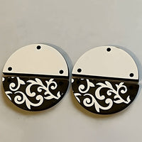 Reverse Engrave Flourish Split Round Earrings
