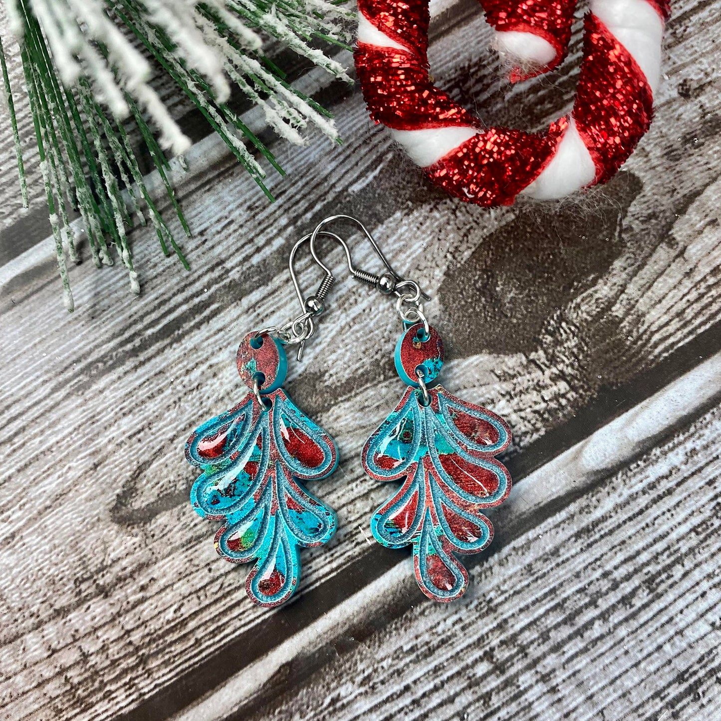 Stylized Drip Feather Drop Earrings