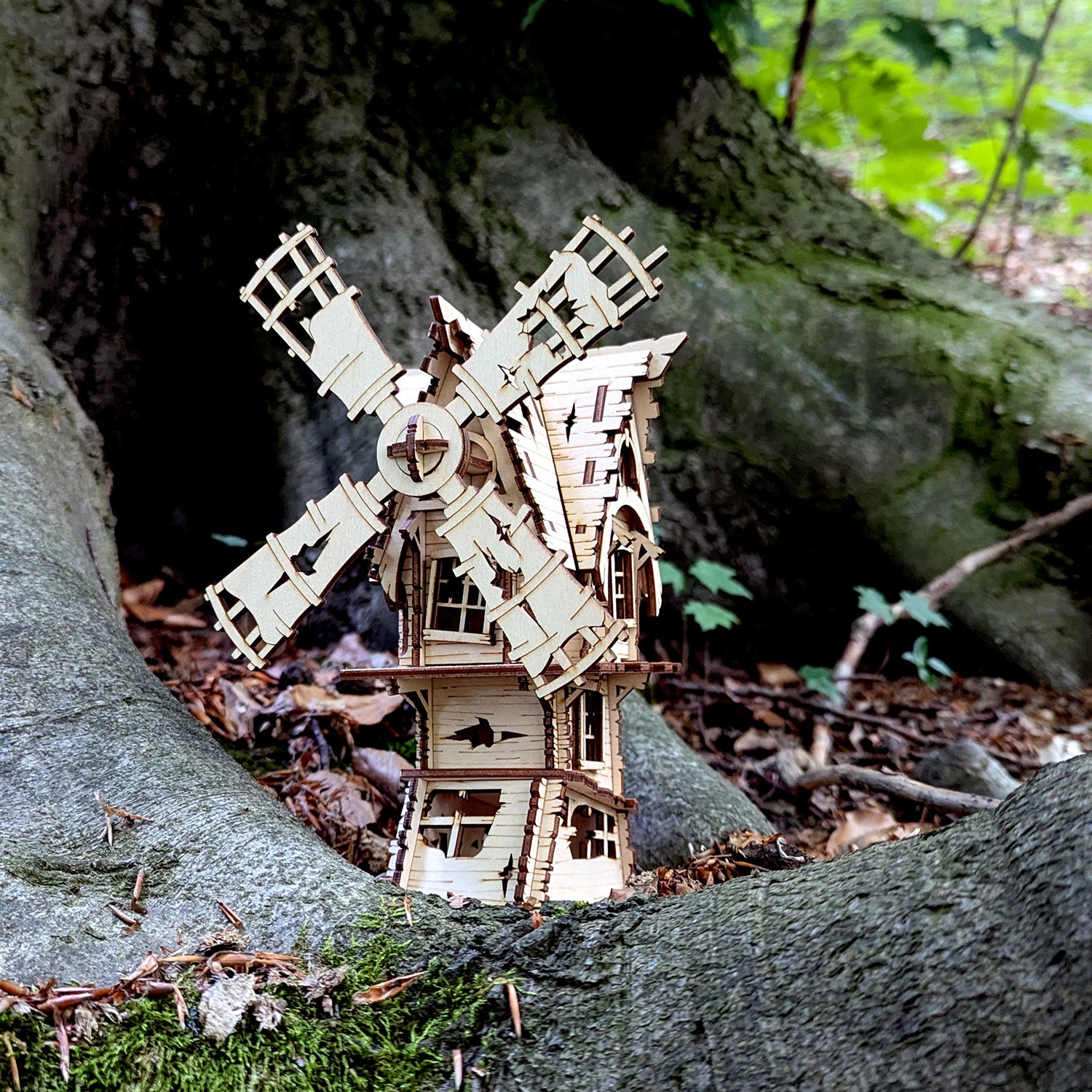 Abandoned Windmill with Rotation Screws - Dreadful Halloween House ...