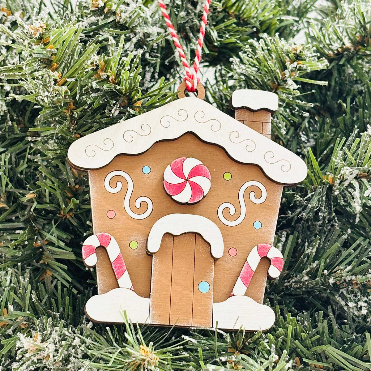 Build a Gingerbread House Pop-Out Card - Glowforge