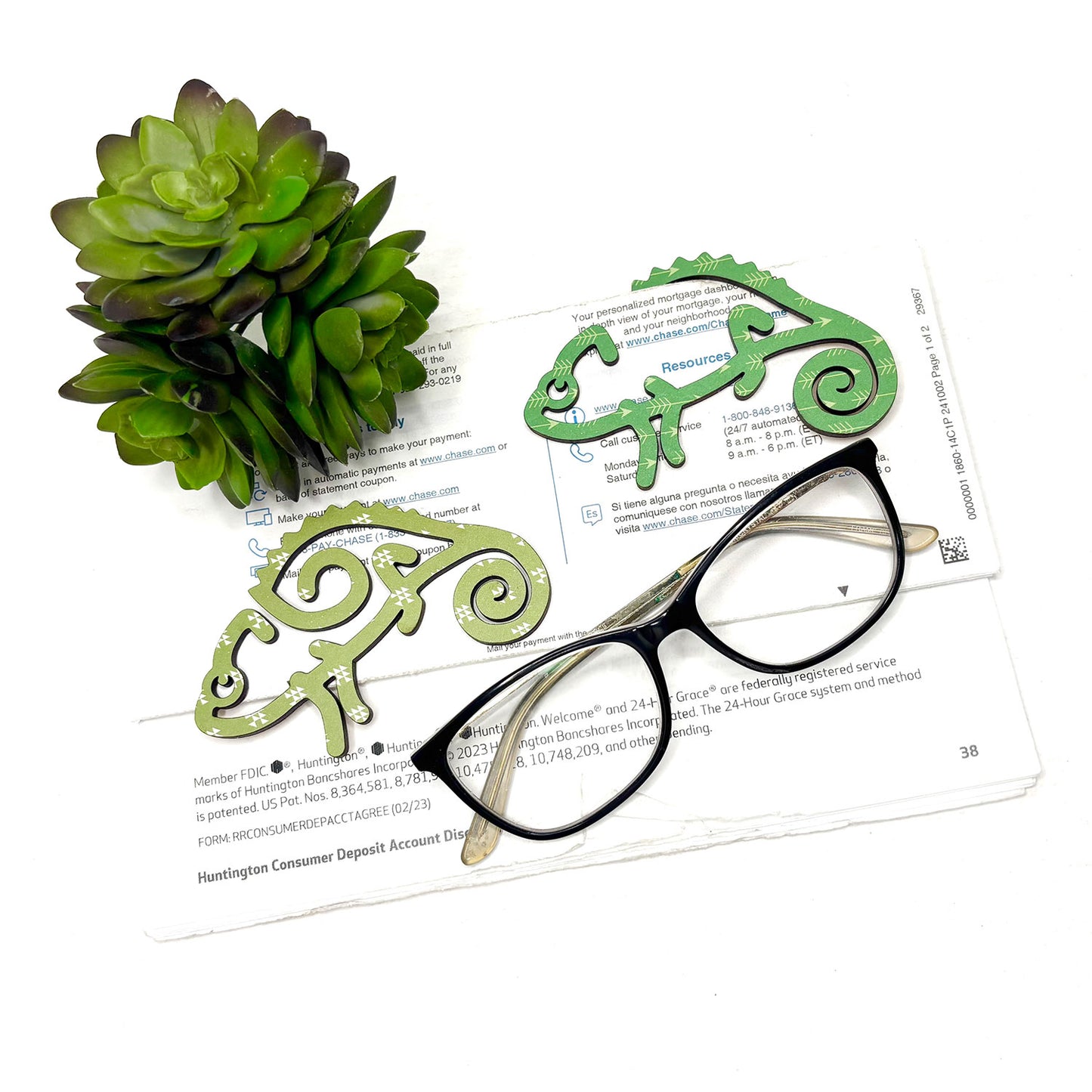 Chameleon Shaped Bookmark with Card Backer - Paperclip - Snack Bag Closure - Glowforge