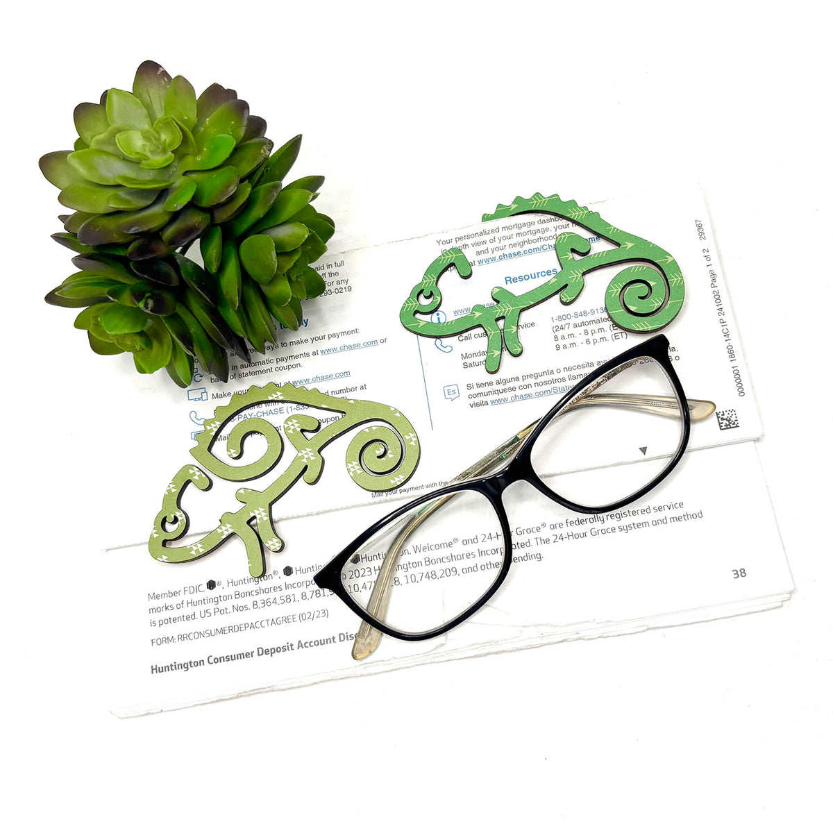 Chameleon Shaped Bookmark with Card Backer - Paperclip - Snack Bag Closure - Glowforge