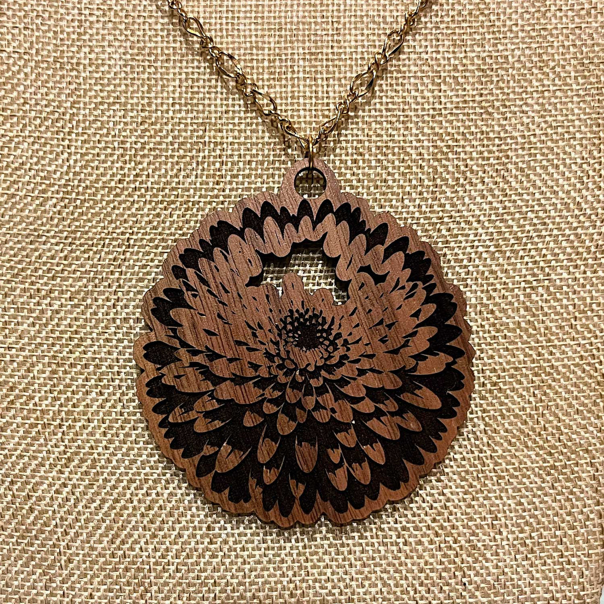 Chrysanthemum Necklace Pendant - Glowforge