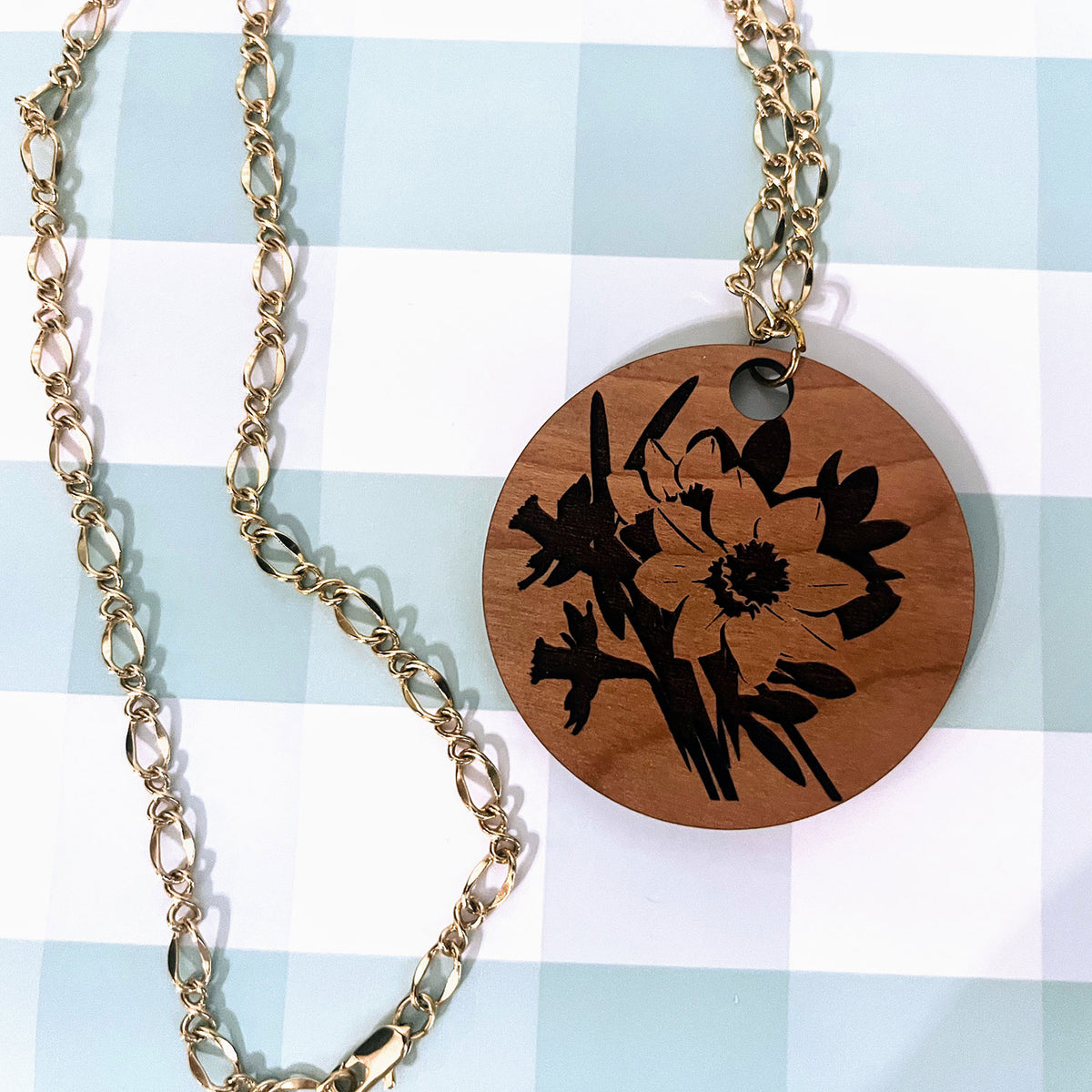 Daffodil Necklace Pendant - Glowforge