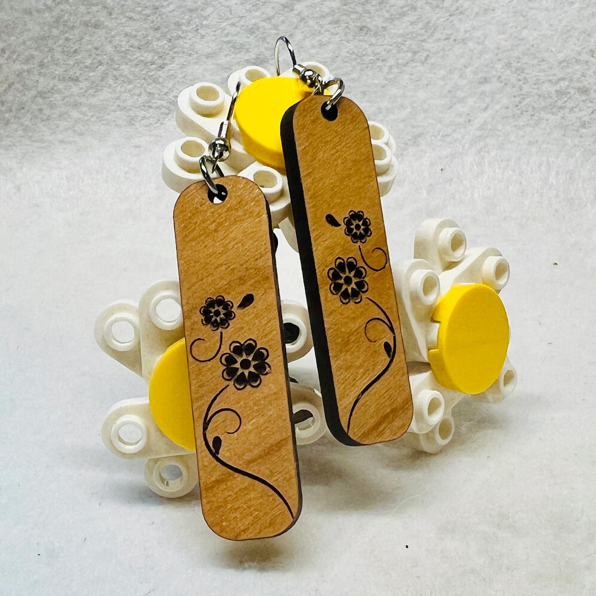 Daisy Filigree Bar Earrings - Glowforge