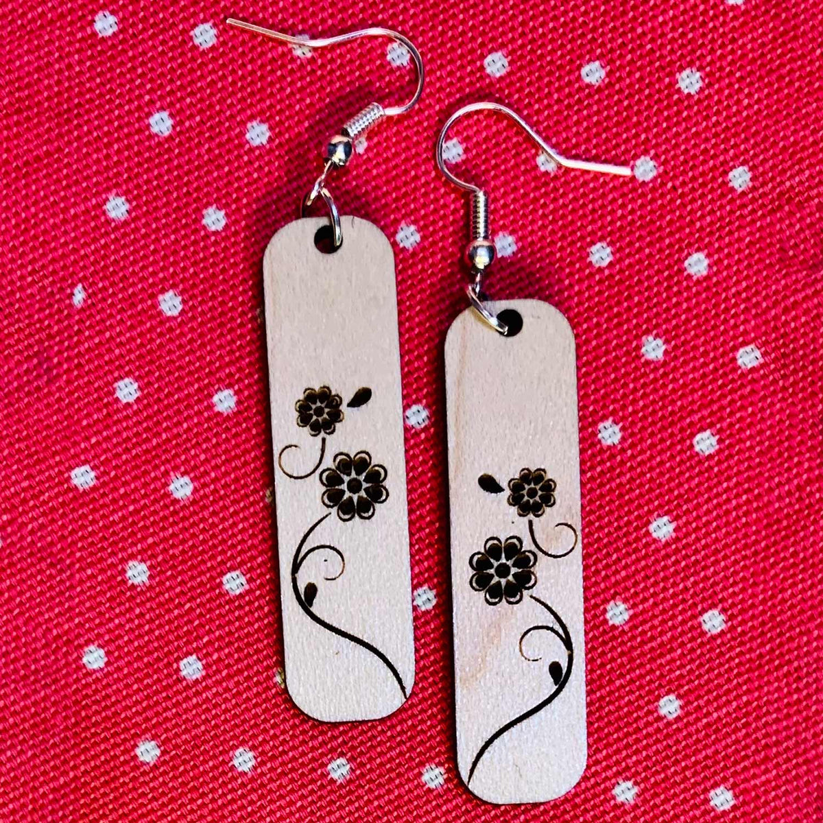 Daisy Filigree Bar Earrings - Glowforge