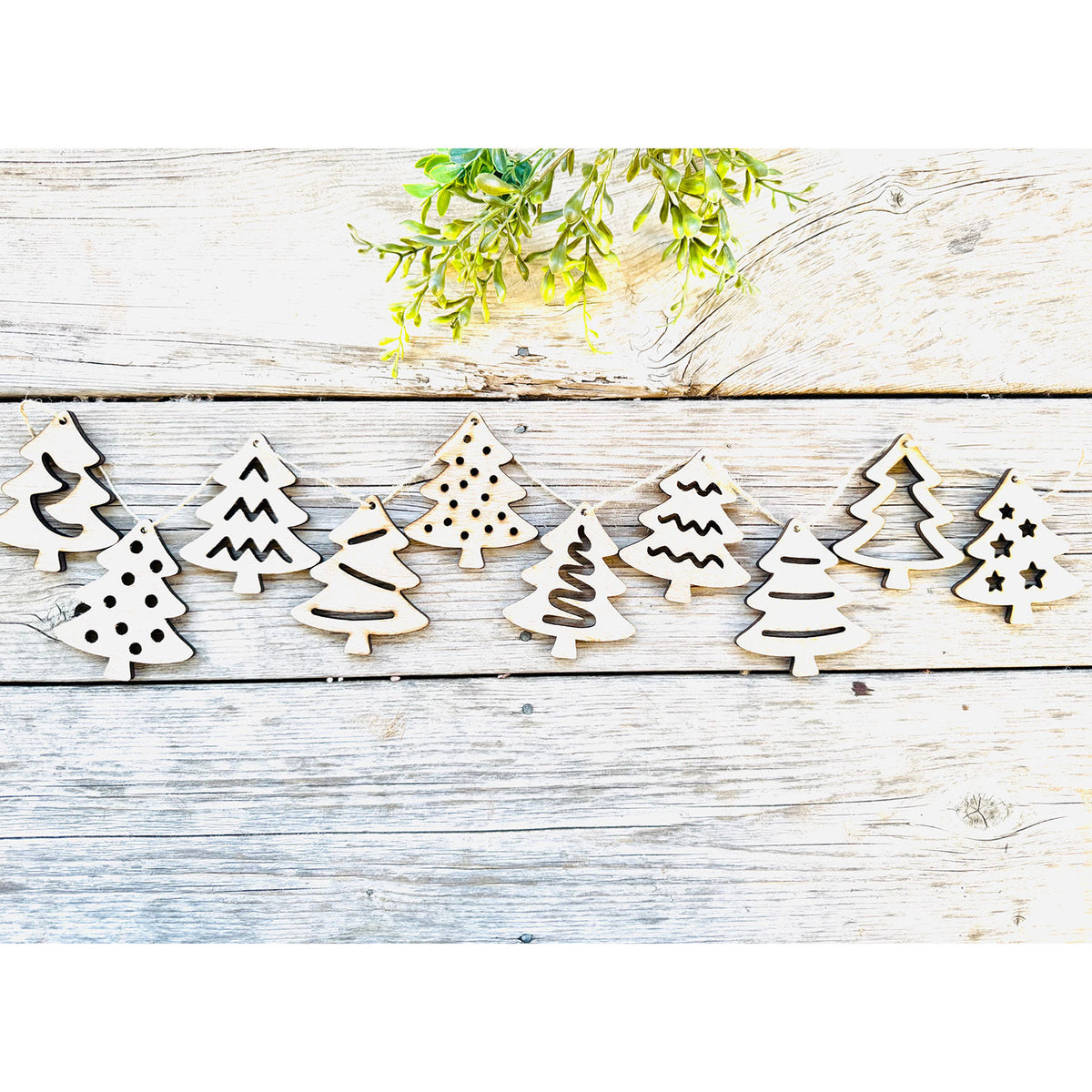 Doodle Christmas Tree Garland (Set of 10) - Glowforge