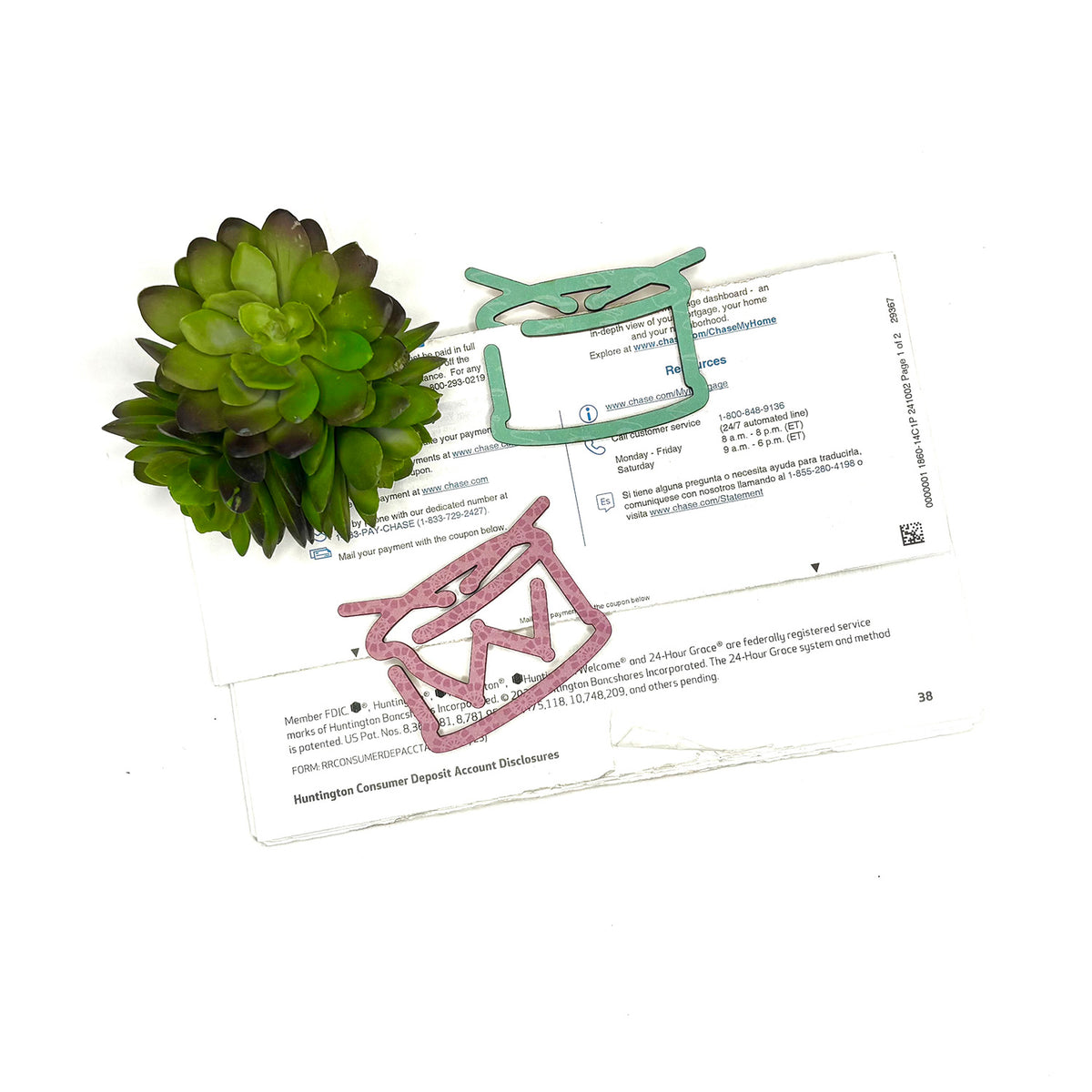 Drum Shaped Bookmark with Card Backer - Paperclip - Snack Bag Closure - Glowforge