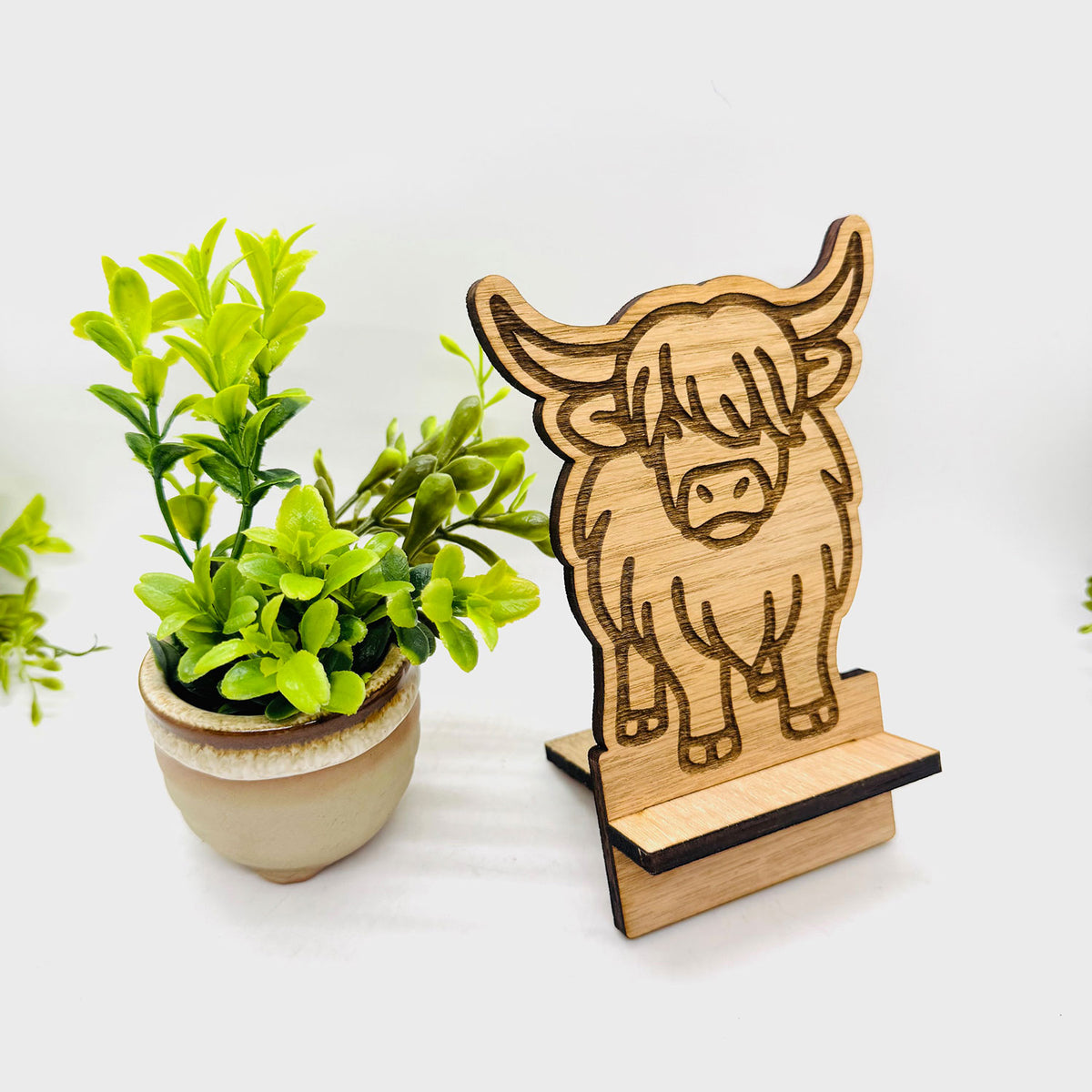 Highland Cow Phone Holder #2 - Glowforge