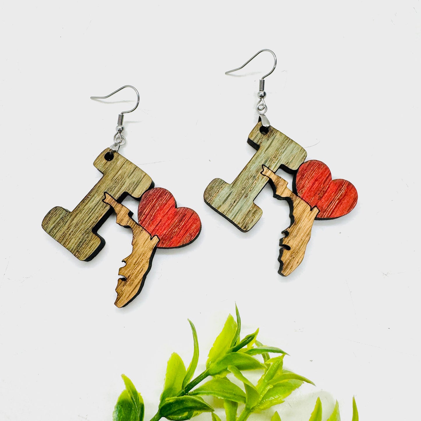 I Heart Florida Earrings - State Pride Dangle Earrings - Glowforge