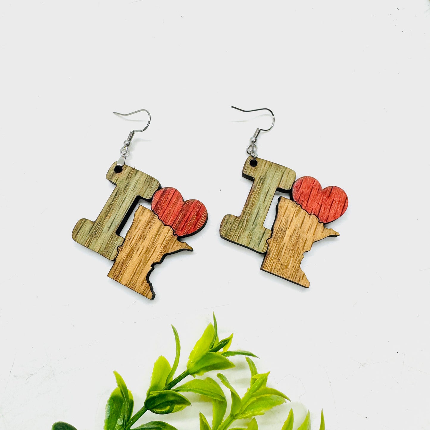 I Heart Minnesota Earrings - State Pride Dangle Earrings
