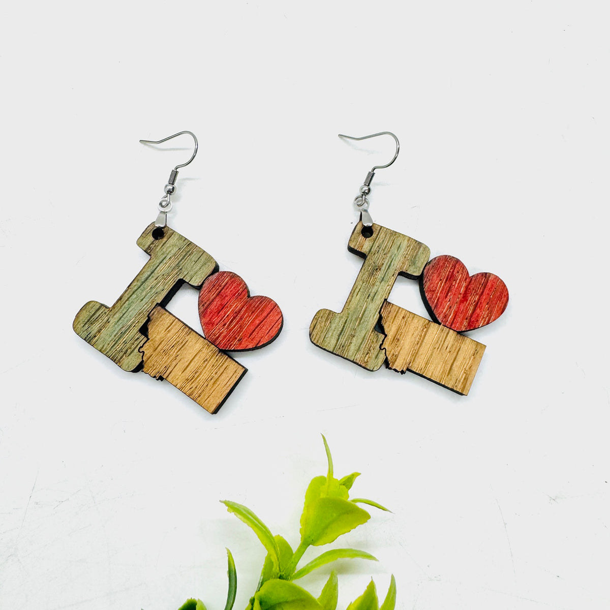I Heart Montana Earrings - State Pride Dangle Earrings - Glowforge