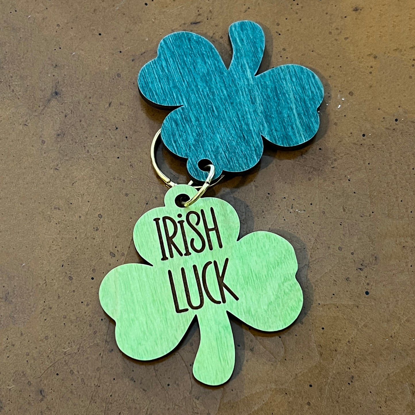 Irish Luck Swing Out Shamrock Keychain