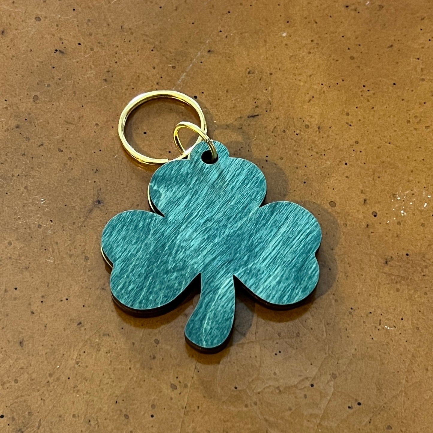 Irish Luck Swing Out Shamrock Keychain