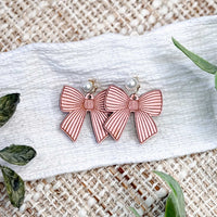 Lined Bow Earrings with Engraved Details - Glowforge
