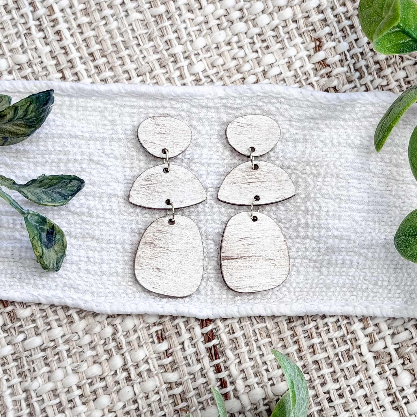Minimal Oval Drop Dangle Earrings - Glowforge