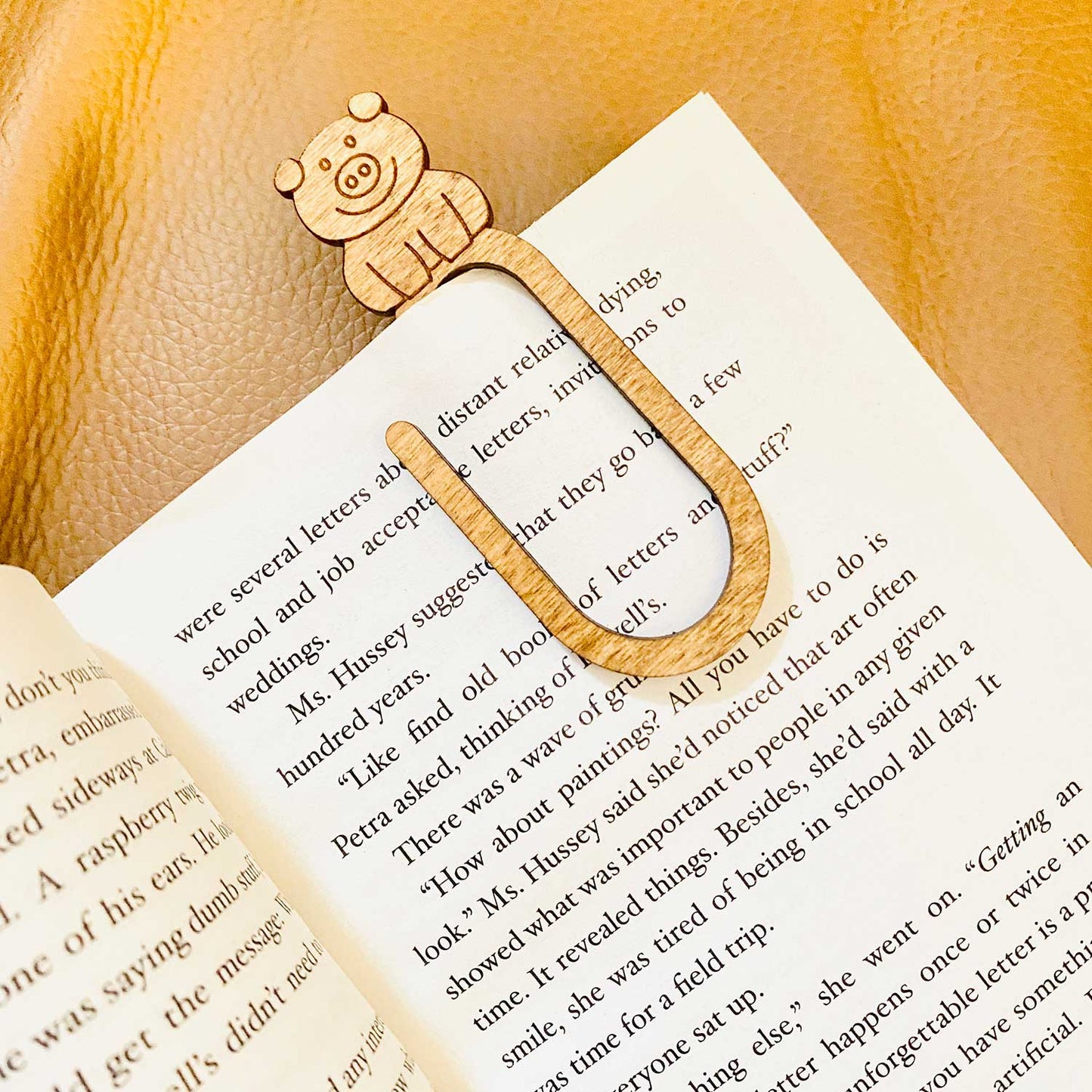 Pig Paperclip Bookmark - Glowforge