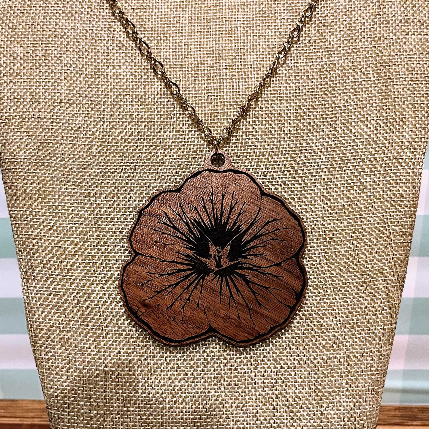 Poppy Necklace Pendant - Glowforge
