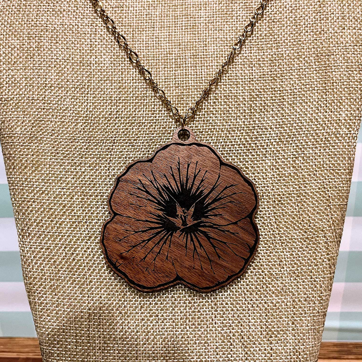 Poppy Necklace Pendant - Glowforge