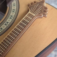 Guitar Pick Holder II – Compact Electro Guitar-Shaped Plectrum Storage