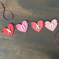 Resizable XOXO Heart Bunting