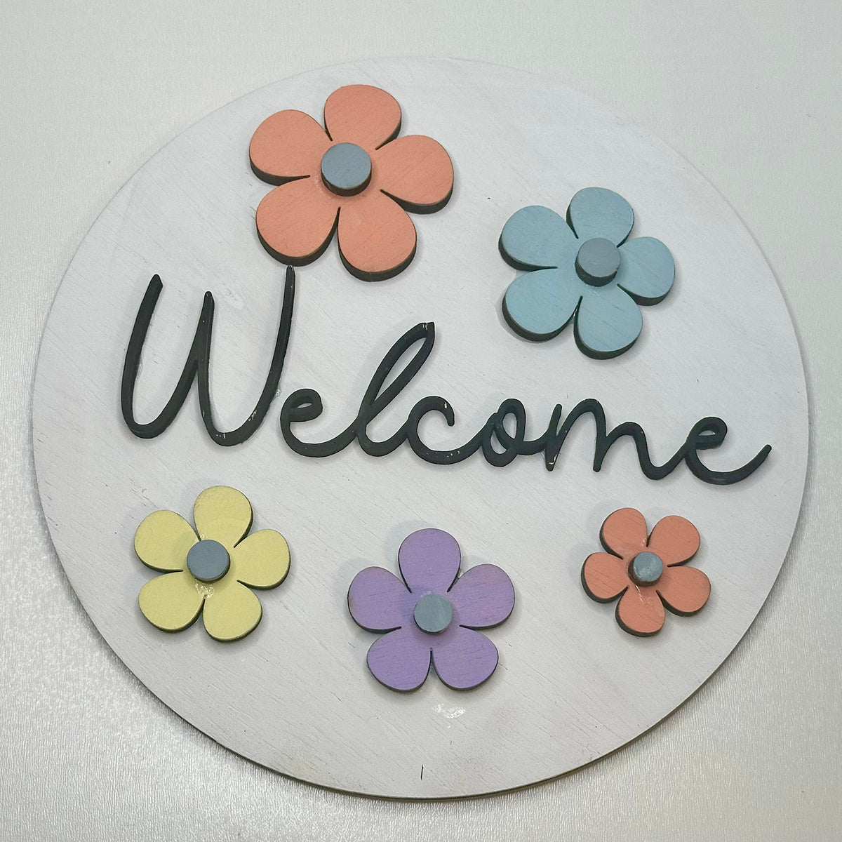 Daley Welcomesign Retro 70's Inspired Daisy Welcome Door Sign – Glowforge Shop