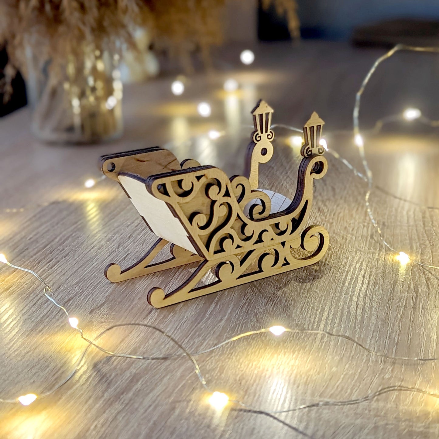 Santa's Sleigh - Festive Christmas Decoration